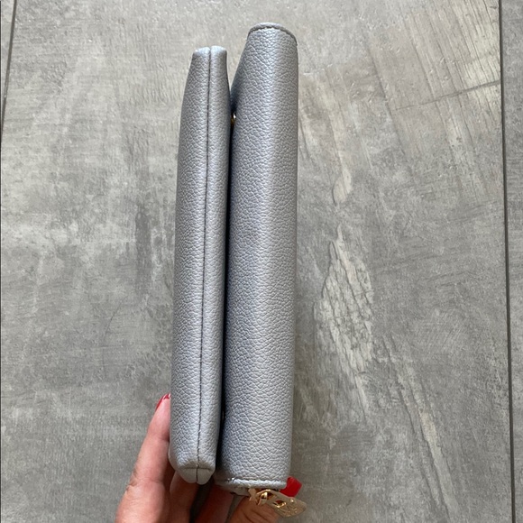 Montana West Gray Clutch/Crossbody with Gold Accents - Picture 6 of 7